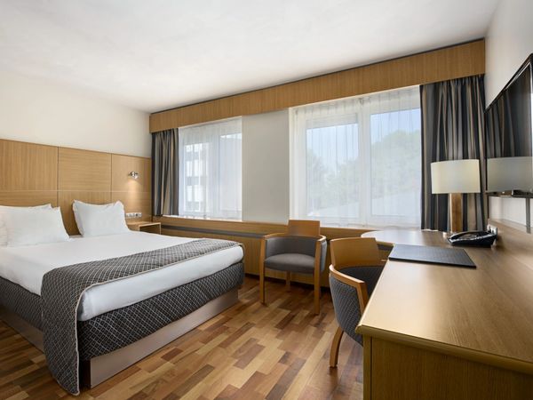 2 Tage im NH Noordwijk mit Frühstück NH Noordwijk Conference Centre Leeuwenhorst Hotel in Noordwijkerhout, Südholland (Zuid-Holland) inkl. Frühstück Aktuelle Nordseereisen online kaufen 2 Tage im NH Noordwijk mit Frühstück NH Noordwijk Conference Centre Leeuwenhorst Hotel in Noordwijkerhout, Südholland (Zuid-Holland) inkl. Frühstück Aktuelle Nordseereisen online kaufen